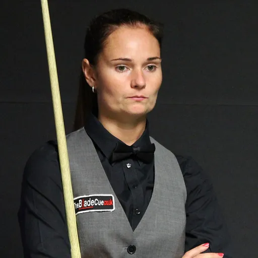 Portrait of Reanne Evans