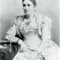Portrait of Edith Bernal Blake