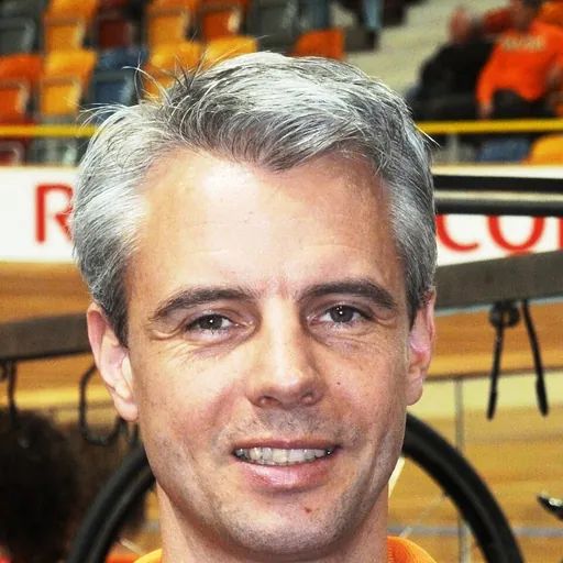 Portrait of Robert Slippens