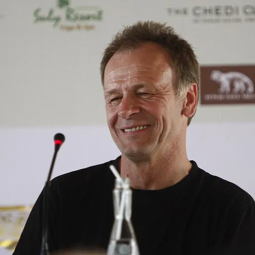 Portrait of Josef Haslinger