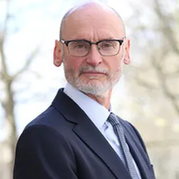 Portrait of Stephen Hitchen