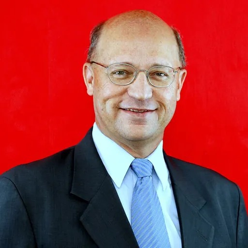 Portrait of Carlos Neder