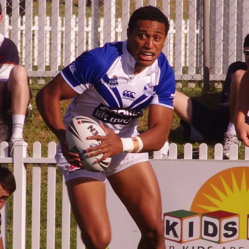 Portrait of Glen Fisiiahi