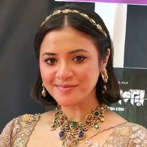 Portrait of Tasnuva Tisha