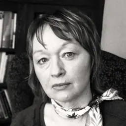 Portrait of Deanna Young