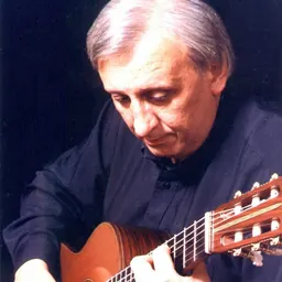 Portrait of César Amaro