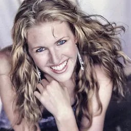 Portrait of Kristen Ridgway Flores