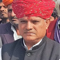 Portrait of Shreeram Bhincher