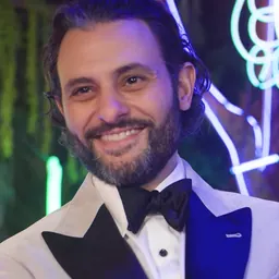Portrait of Arian Moayed