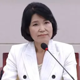 Portrait of Lee Jin-sook