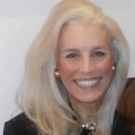 Portrait of Rhonda Bates