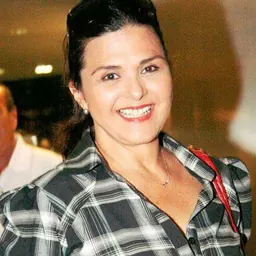 Portrait of Elizângela