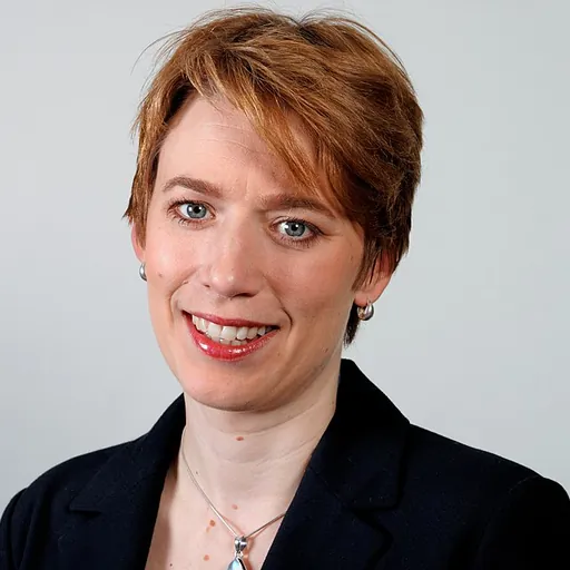Portrait of Andrea Lindlohr