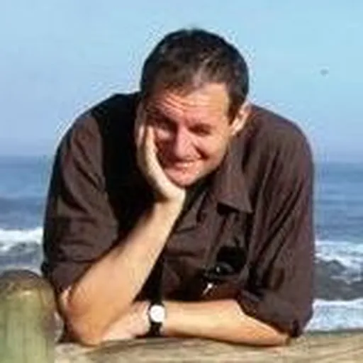 Portrait of Oren Yiftachel