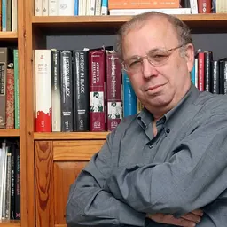 Portrait of Yaacov Shavit