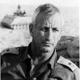 Portrait of Doron Rubin