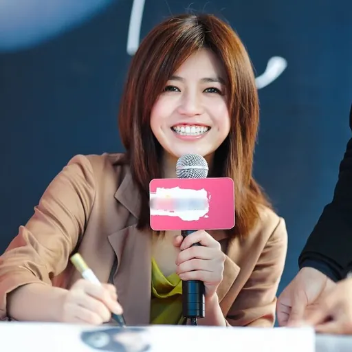 Portrait of Michelle Chen