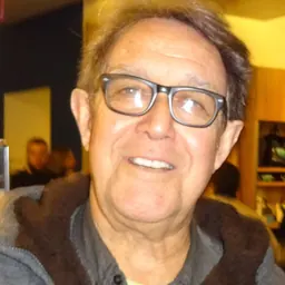 Portrait of Larry Pine