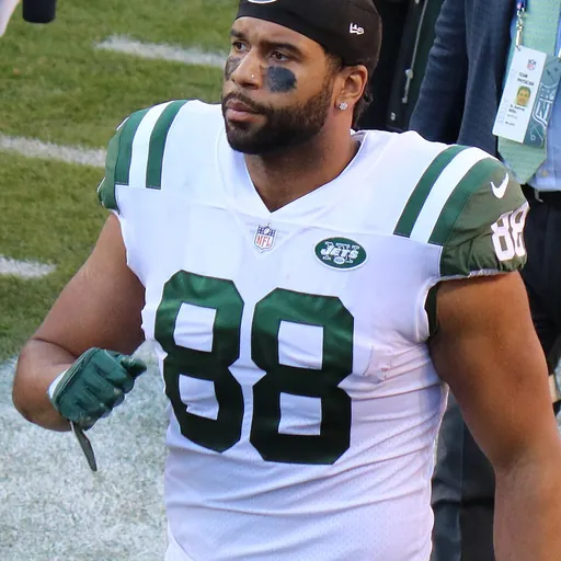Portrait of Austin Seferian-Jenkins