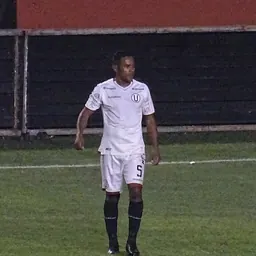 Portrait of Jersson Vásquez