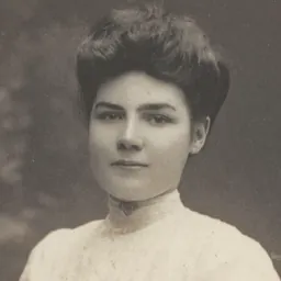 Portrait of Jessie Aspinall