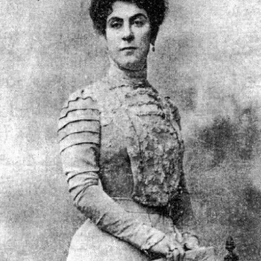 Portrait of Alexandra Avierino