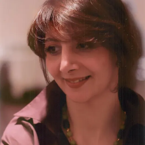 Portrait of Nurieh Mozaffari