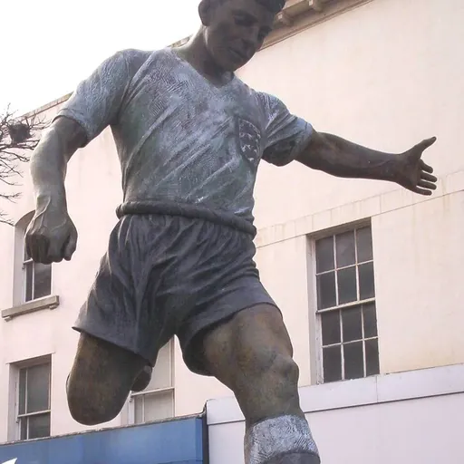 Portrait of Duncan Edwards