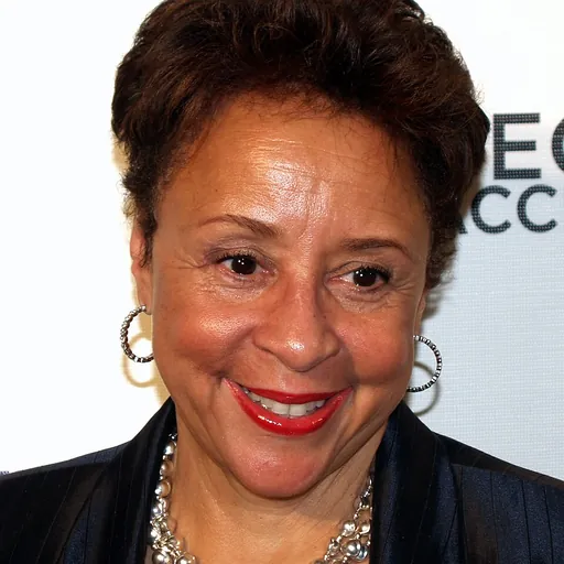 Portrait of Sheila Crump Johnson