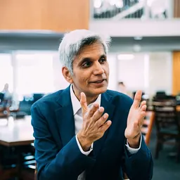 Portrait of Hitendra Wadhwa