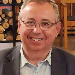 Portrait of Erhan Tabakoğlu