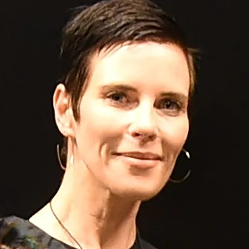 Portrait of Karen Walker