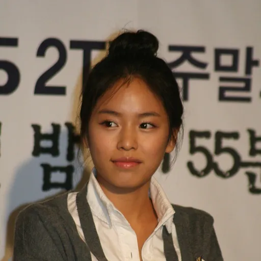 Portrait of Hong Ah-reum