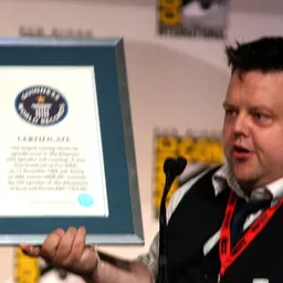 Portrait of Craig Glenday