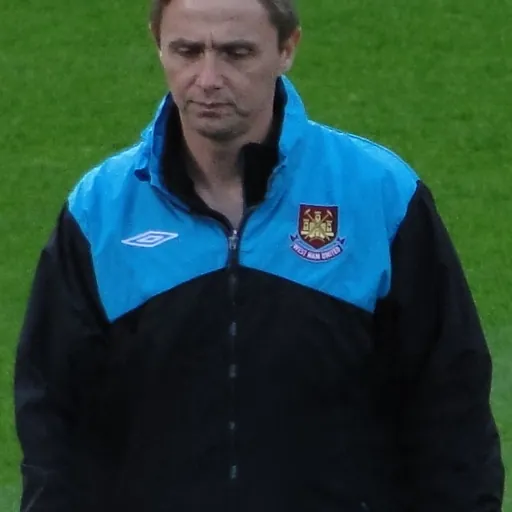 Portrait of Kevin Keen