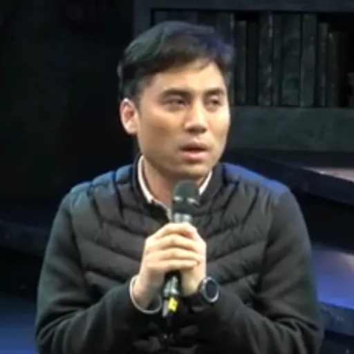 Portrait of Kim Dong-yeon