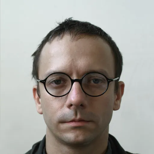 Portrait of Alex Dodge