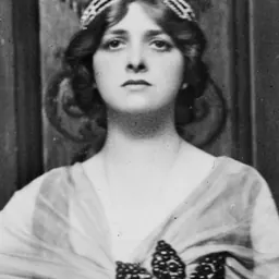 Portrait of Gladys Cooper
