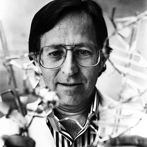Portrait of Mark Ptashne