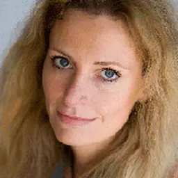 Portrait of Tamsin Pickeral
