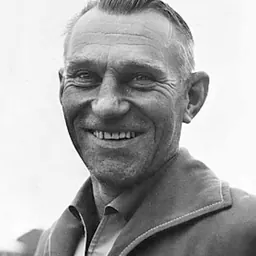 Portrait of Hjalmar Karlsson