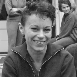 Portrait of Agnes Simon