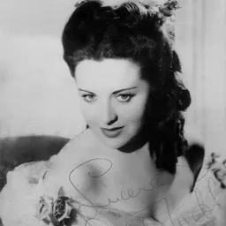 Portrait of Lizbeth Webb