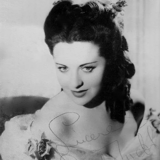 Portrait of Lizbeth Webb
