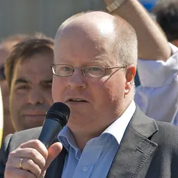 Portrait of Morten Høglund