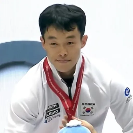 Portrait of Lee Sang-yeon