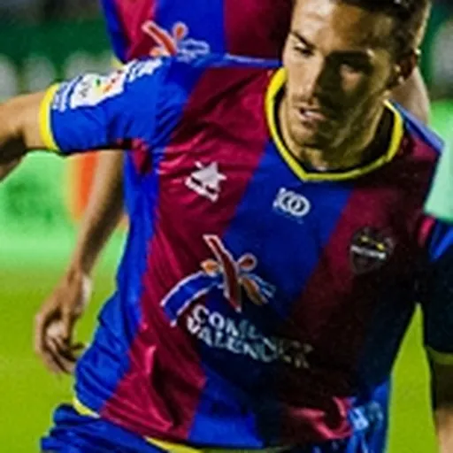 Portrait of Xavi Torres