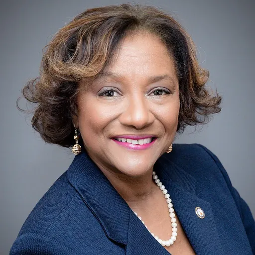 Portrait of Karen Bennett