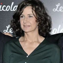 Portrait of Valérie Lemercier
