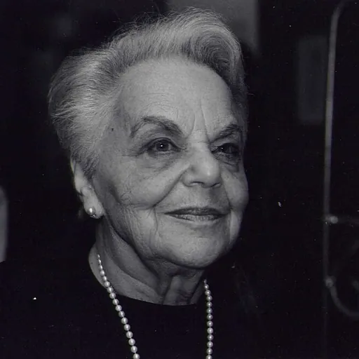 Portrait of Liselotte Marshall